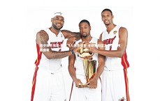 悟空体育登录-新锐飞人强势加冕 全明星扣篮大赛上演视觉盛宴